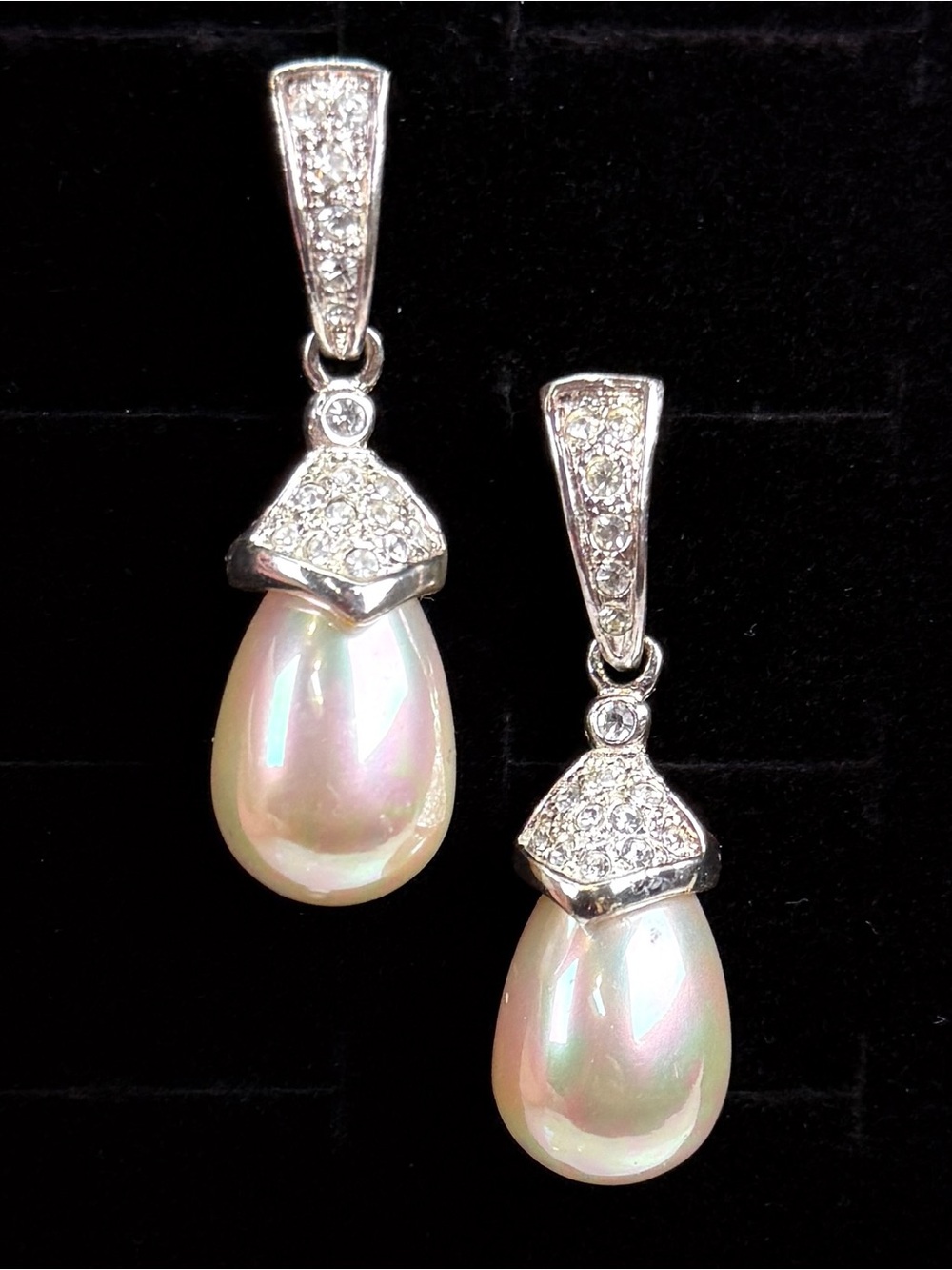 Vintage Pearl Look Teardrop Pierced Earrings Clear Accent Silver Tone